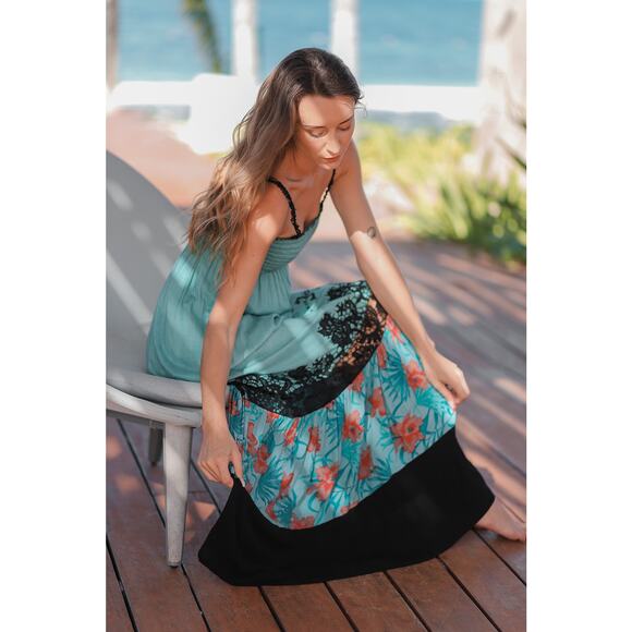 Resort Maxi Dress by T. Zovich Mixed Media Green Floral V-Neck Spaguetti Smocked - Picture 11 of 16